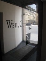 Na návštěvě u WEIL, GOTSHAL & MANGES: Pátky v džínech, mapa pro nováčky a masáže