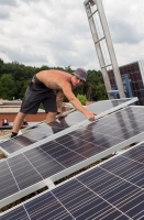 Firmy teď mají možnost získat miliony korun na střešní fotovoltaiky